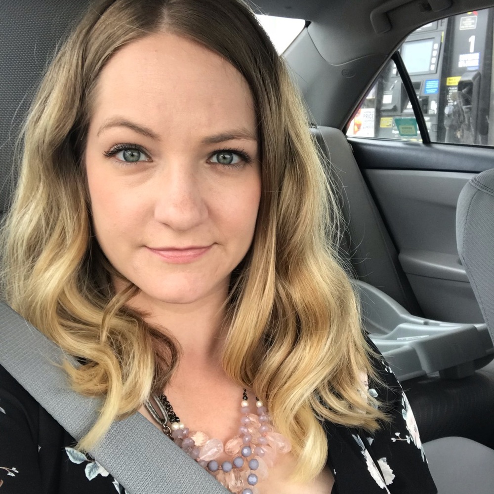 Meet your Posher, Danielle